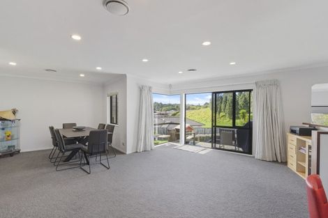 Photo of property in 5 Rotokare Crescent, Whalers Gate, New Plymouth, 4310