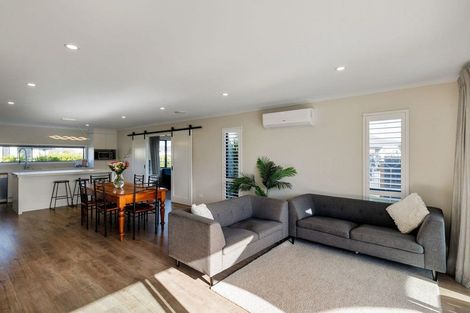 Photo of property in 52 Watkins Road, Cambridge, 3434