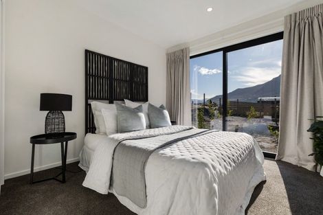 Photo of property in 30 Grain Close, Jacks Point, 9371