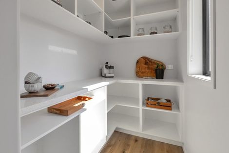 Photo of property in 13 Olney Court, One Tree Point, 0118