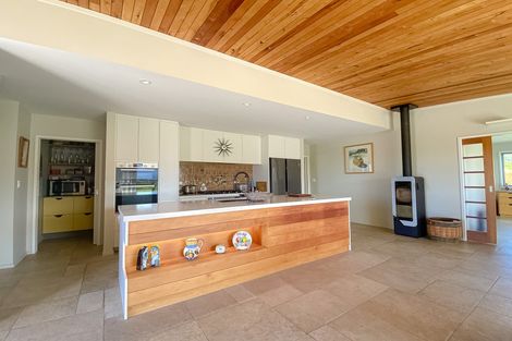 Photo of property in 19 Sandridge Terrace, Pohara, Takaka, 7183