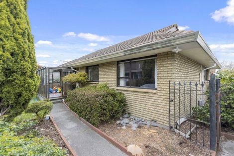 Photo of property in 4/82 Lincoln Road, Hillmorton, Christchurch, 8024