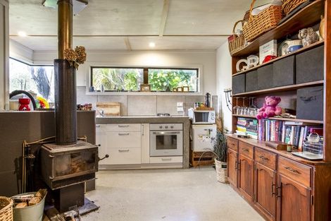 Photo of property in 1812 Kaipara Coast Highway, Kaukapakapa, 0984