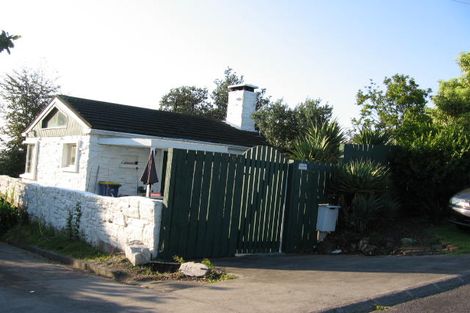 Photo of property in 691 East Coast Road, Browns Bay, Auckland, 0630