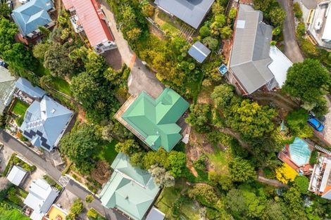 Photo of property in 23 Denholm Road, Hospital Hill, Napier, 4110