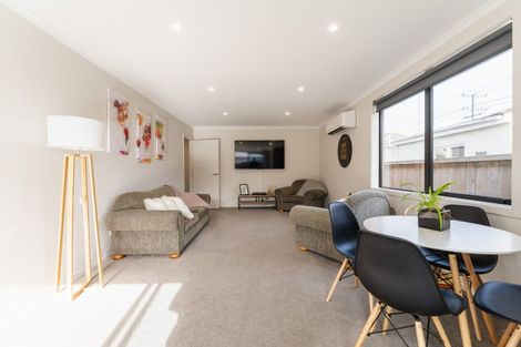 Photo of property in 38 Fingall Street, South Dunedin, Dunedin, 9012