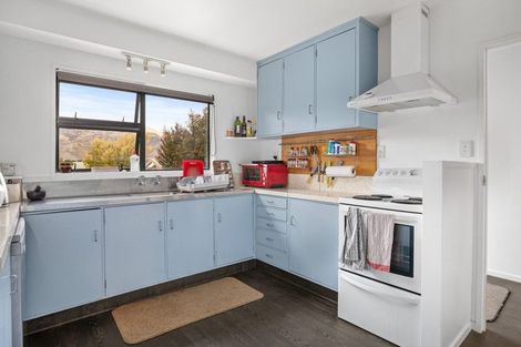 Photo of property in 10 Coach Court, Cromwell, 9310