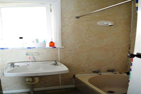 Photo of property in 48a Tironui Road, Takanini, 2112