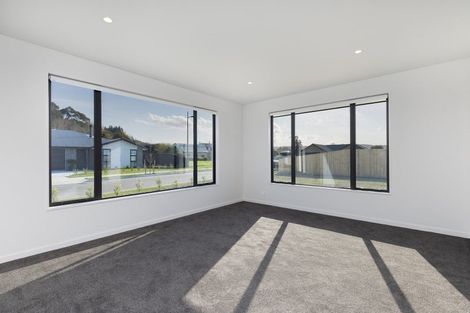 Photo of property in 16 Louden Place, Wakefield, 7025