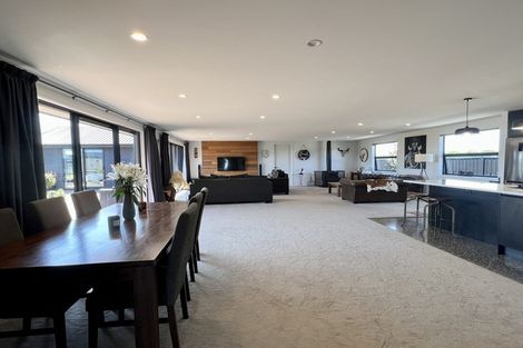 Photo of property in 9 Court Of Ascot, Seaward Bush, Invercargill, 9812