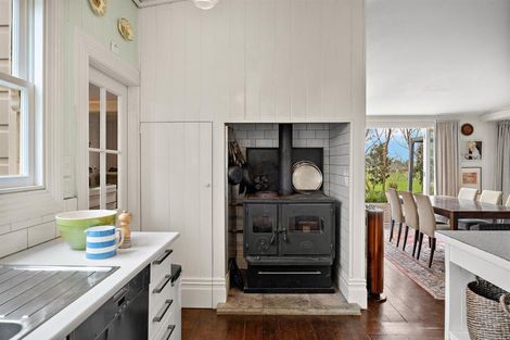 Photo of property in 124 Rimmer Road, Helensville, 0875