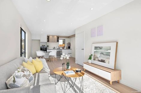 Photo of property in 7b Valron Road, Te Atatu South, Auckland, 0602