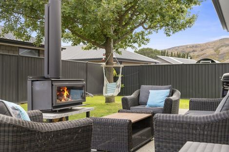 Photo of property in 3 Searle Drive, Cromwell, 9310