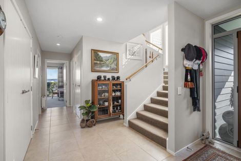 Photo of property in 23 Shepherd Road, Waipahihi, Taupo, 3330