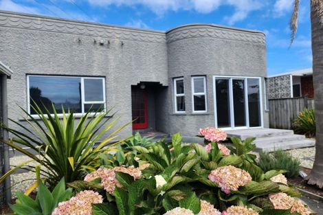 Photo of property in 12 Vogel Street, Fitzroy, New Plymouth, 4312