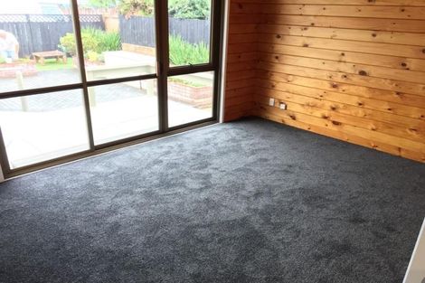 Photo of property in 5 Evanda Crescent, Conifer Grove, Takanini, 2112