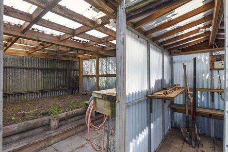 Photo of property in 22 Atarau Grove, Paraparaumu, 5032