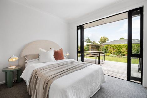 Photo of property in 11 Sandwich Road, St Andrews, Hamilton, 3200