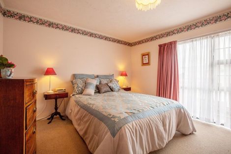 Photo of property in 85b Oxford Street, Tawa, Wellington, 5028