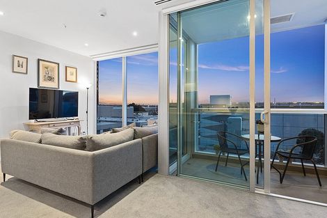 Photo of property in Sentinel Apartments, 505/3 Northcroft Street, Takapuna, Auckland, 0622