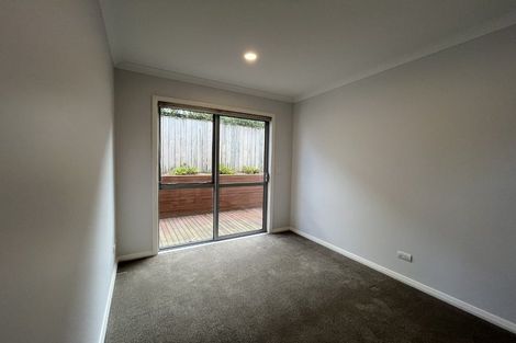 Photo of property in 26 Lagonda Rise, Oteha, Auckland, 0632