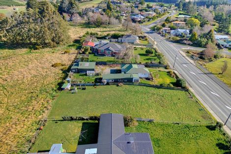 Photo of property in 27 Gorge Road, Clinton, 9534