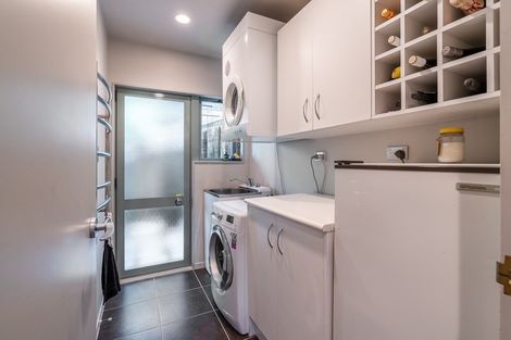 Photo of property in 40 Vipond Road, Stanmore Bay, Whangaparaoa, 0932