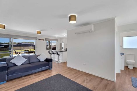 Photo of property in 112 Mahoe Place, Matarangi, Whitianga, 3592