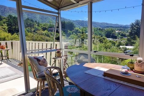 Photo of property in 71a Kent Street, Picton, 7220