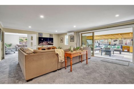 Photo of property in 12 Belgrave Drive, Rangiora, 7400