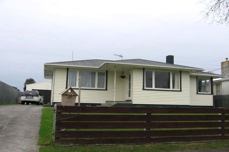 Photo of property in 45 Tararua Terrace, Cloverlea, Palmerston North, 4412