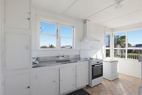 Photo of property in 2 Gothard Place, Westport, 7825
