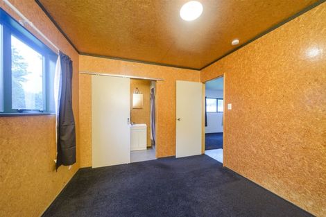 Photo of property in 65 Kettle Avenue, Awapuni, Palmerston North, 4412