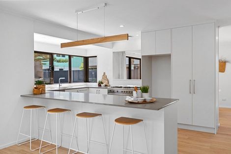 Photo of property in 111 Dickson Road, Papamoa Beach, Papamoa, 3118