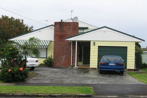 Photo of property in 98 Tiraumea Drive, Pakuranga, Auckland, 2010