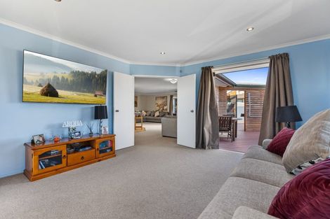 Photo of property in 73 Orion Drive, Welcome Bay, Tauranga, 3112