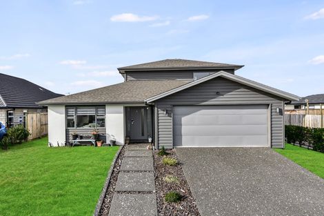 Photo of property in 8 Kaaka Street, Cambridge, 3434