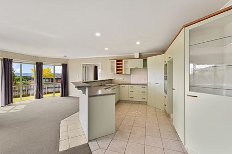 Photo of property in 3 Rathmar Drive, Manurewa, Auckland, 2105