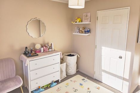 Photo of property in 6a Sunningdale Lane, Woodridge, Wellington, 6037