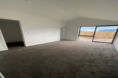 Photo of property in 28 Spur Ridge Rise, Jacks Point, 9371