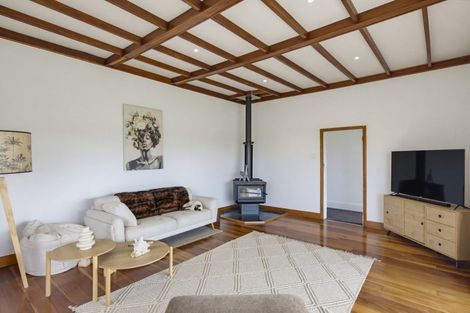 Photo of property in 75 Heights Road, Shannon, Palmerston North, 4474