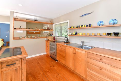 Photo of property in 11 Opahi Bay Road, Mahurangi West, Warkworth, 0983