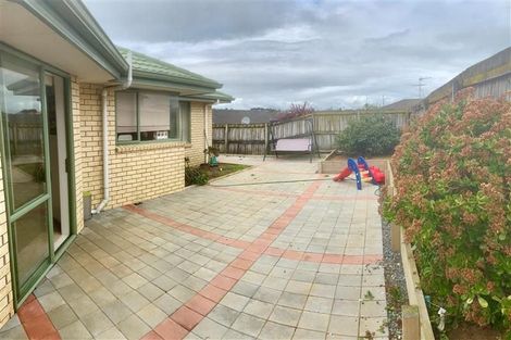 Photo of property in 38 Cyclamen Road, Mangere, Auckland, 2022