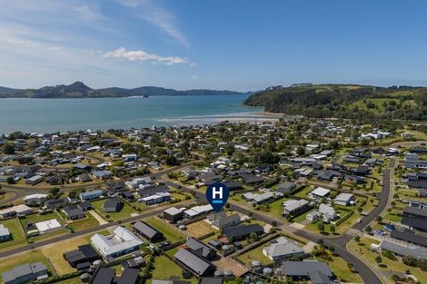 Photo of property in 43 Longreach Drive, Cooks Beach, Whitianga, 3591