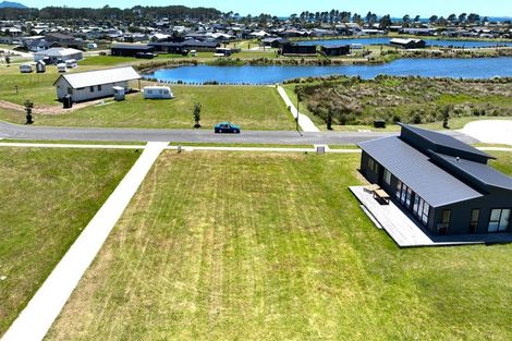 Photo of property in 26 Taniwha Place, Matarangi, 3592