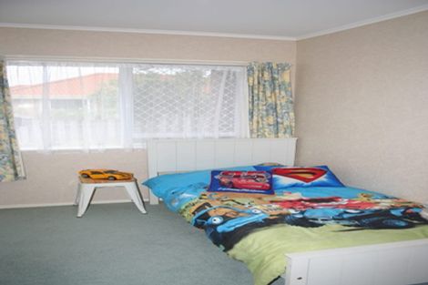 Photo of property in 5 Diana Place, Ranui, Auckland, 0612