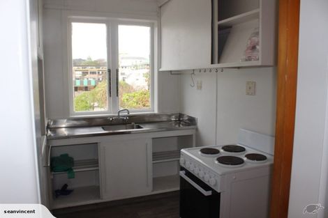 Photo of property in 4/14 Arlington Street, Mount Cook, Wellington, 6011