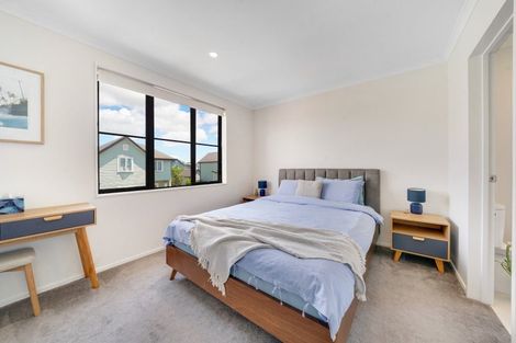 Photo of property in 7 Saddleback Crescent, Papakura, 2110