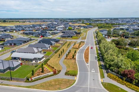 Photo of property in 31 Vista Crescent, Maoribank, Upper Hutt, 5018