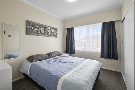 Photo of property in 8 Hillcrest Street, Glen Avon, New Plymouth, 4312